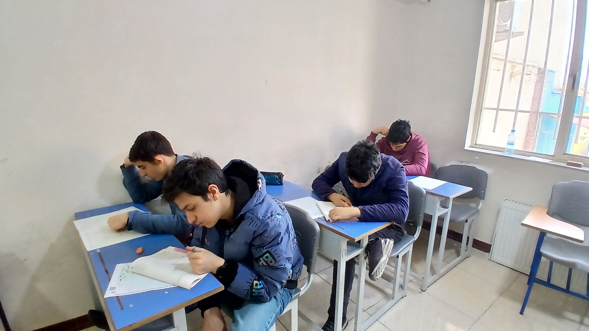 آزمون قلمچی 24 بهمن 1404